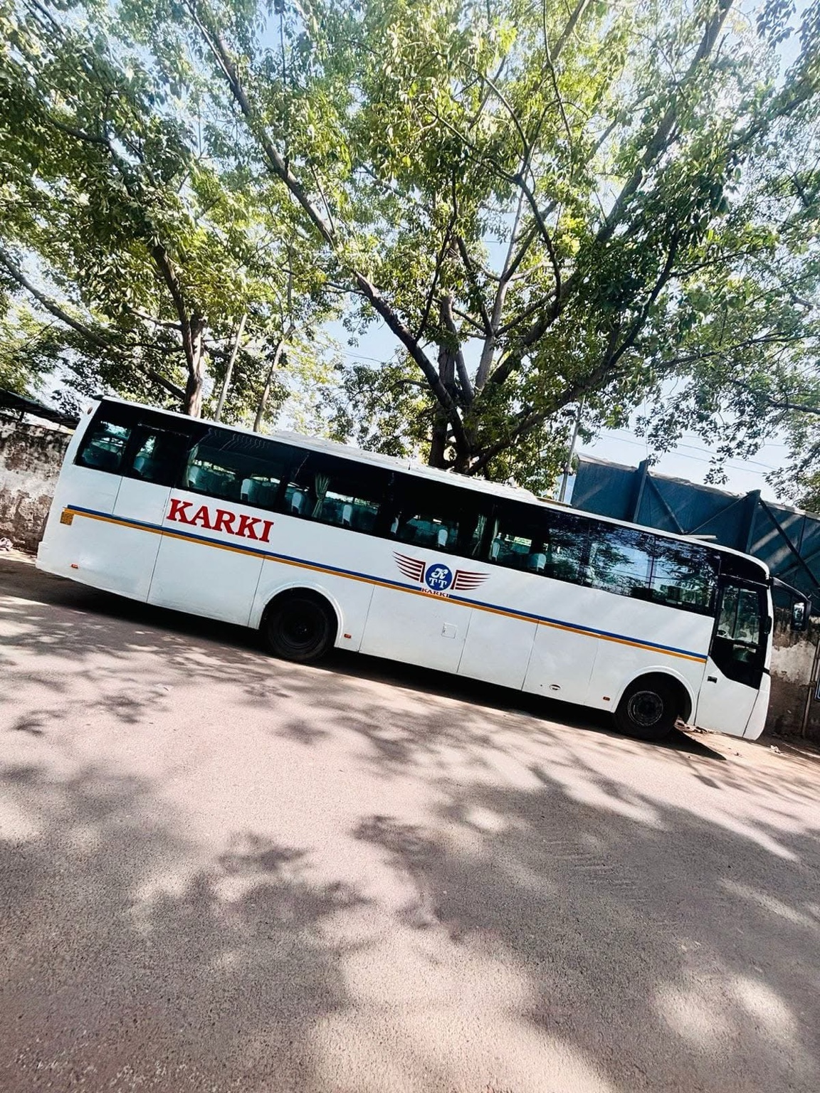 Karki Tour and Travels bus for India to Nepal route